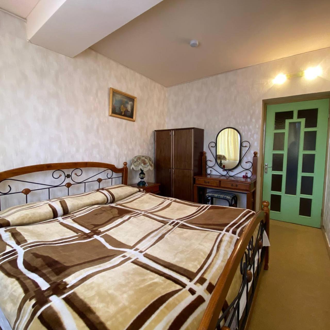 Дом Писателей Цахкадзора Hotel Eksteriør billede